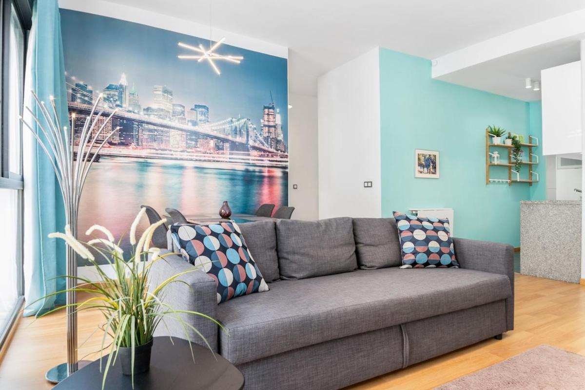-malagasunapts- Modern Citycentre Pool&parking Апартаменты *